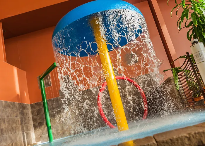 Hotel Ambassadeur Et Suites